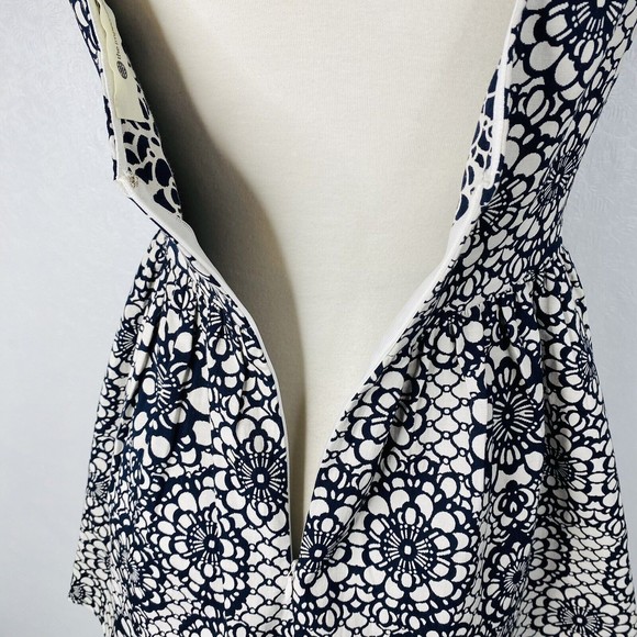 The Impeccable Pig Sz S Navy Blue White Floral Fit and Flare Dress - Picture 11 of 14